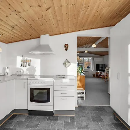 Holiday home Gorgeous In With Kitchen *